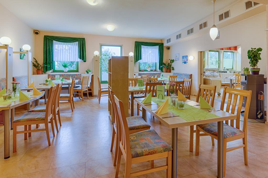 Hotel Am Galgenberg Gera Bagian luar foto